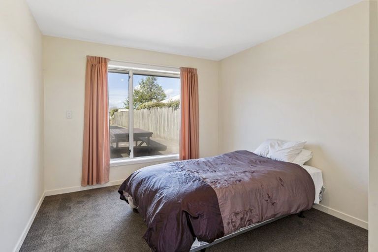 Photo of property in 5 Hilton Drive, Amberley, 7410