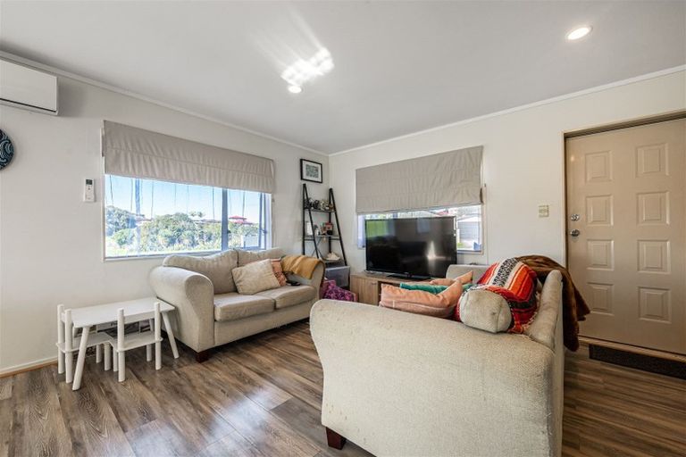 Photo of property in 42 Manston Road, Mangere, Auckland, 2022