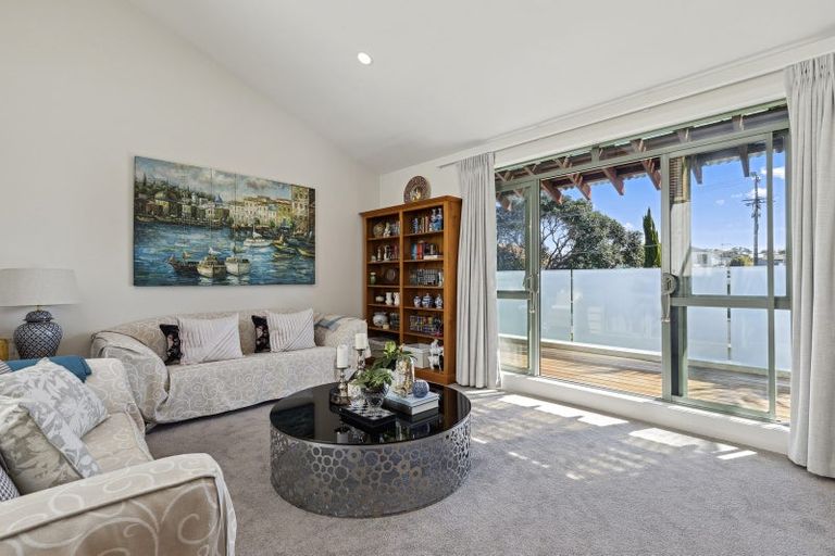 Photo of property in 3/98 Anzac Street, Takapuna, Auckland, 0622