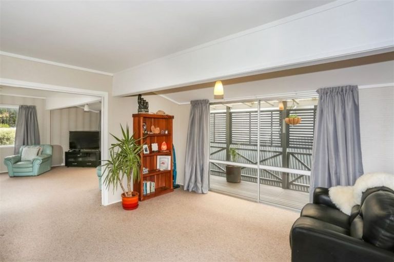 Photo of property in 11 Parvin Place, Pukekohe, 2120
