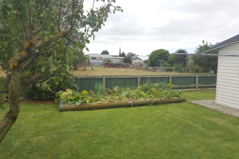 Photo of property in 4 Meyer Street, Waimate, 7924