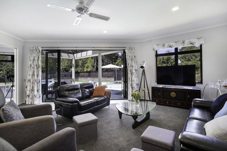 Photo of property in 13c Reading Street, Greytown, 5712