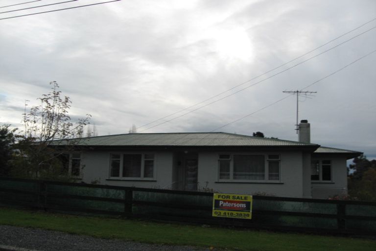 Photo of property in 64 Lewin Street, Balclutha, 9230