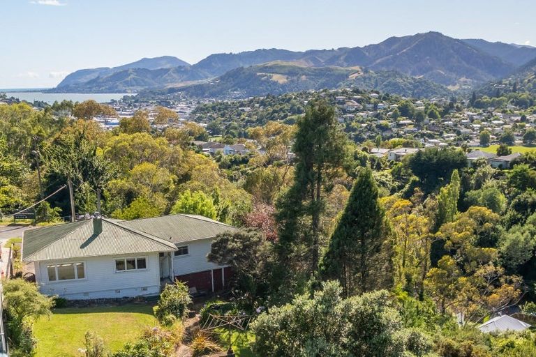 Photo of property in 40 Matipo Terrace, Toi Toi, Nelson, 7010