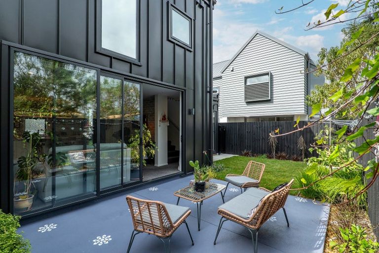 Photo of property in 4/12 Hume Street, Sydenham, Christchurch, 8023