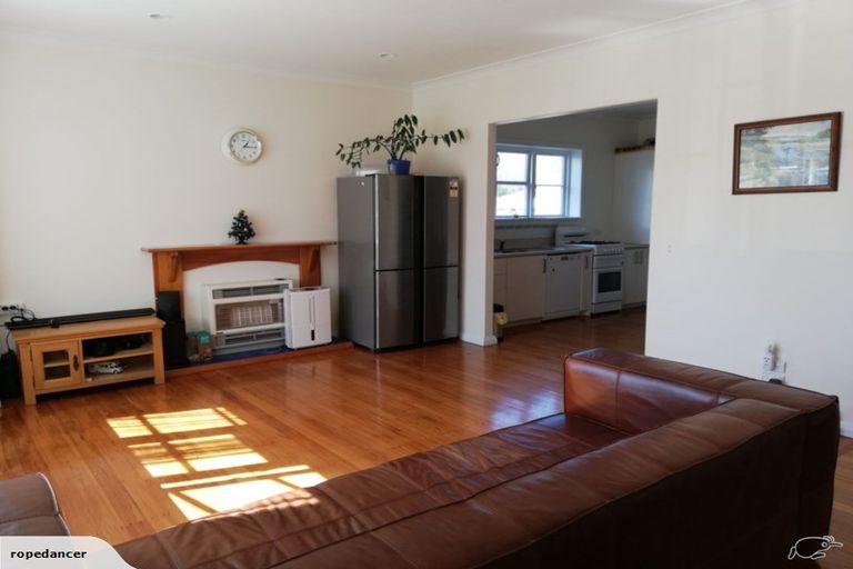 Photo of property in 15 Godley Street, Waterloo, Lower Hutt, 5011