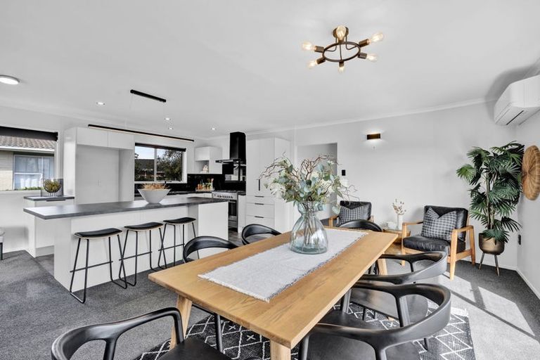 Photo of property in 20 Truby King Street, Merrilands, New Plymouth, 4312