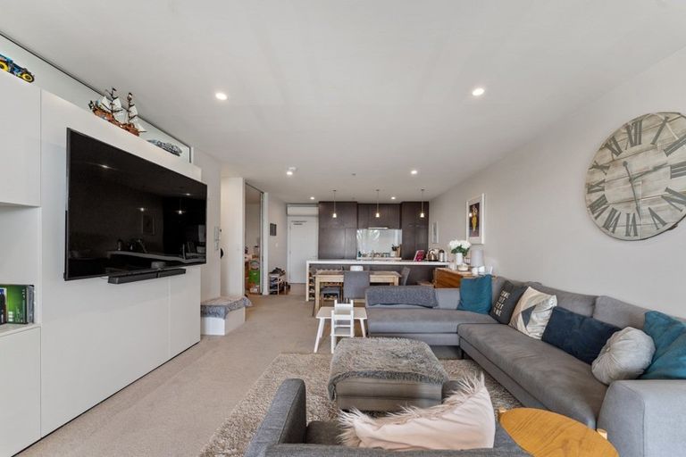 Photo of property in Latitude 41, 10/269 Wakefield Quay, Stepneyville, Nelson, 7010