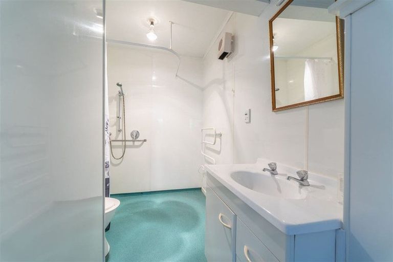 Photo of property in 128 Talbot Street, Geraldine, 7930