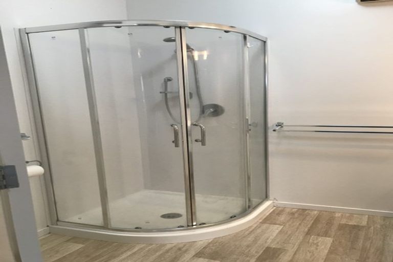 Photo of property in 1/32 Taylor Road, Mangere Bridge, Auckland, 2022