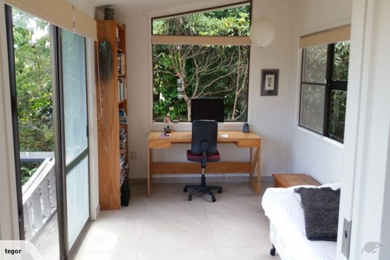 Photo of property in 47 Seddon Street, Waikanae, 5036