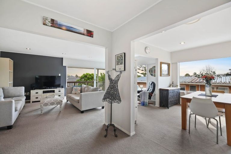 Photo of property in 34 Sunnyhill Crescent, Sunnyhills, Auckland, 2010