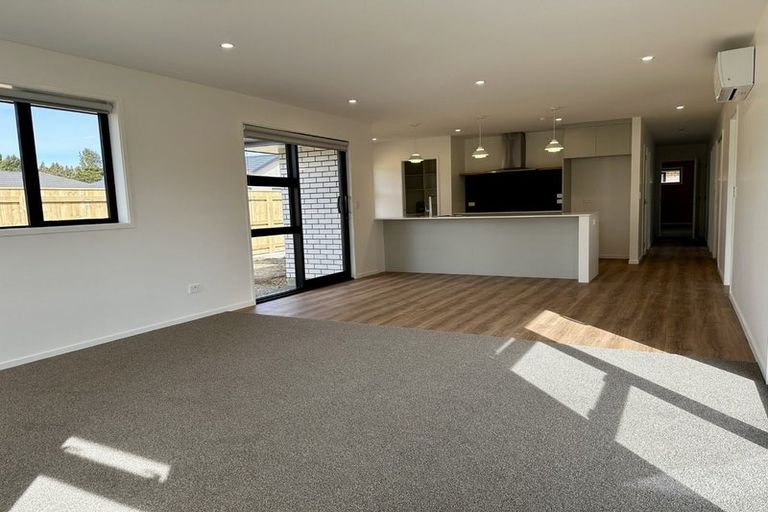 Photo of property in 24 Pahiki Crescent, Levin, 5510