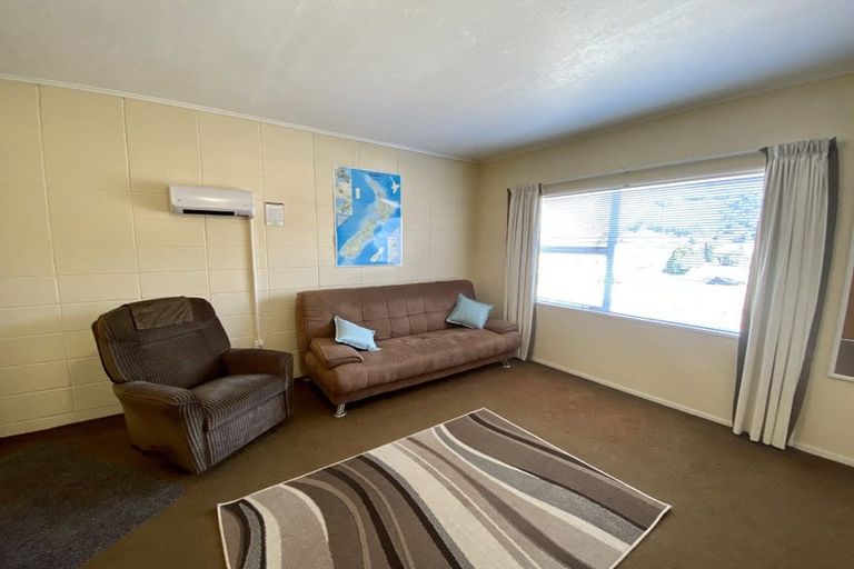 Photo of property in 49b Auckland Street, Picton, 7220