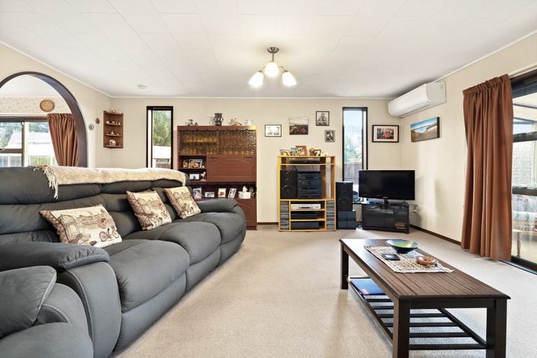 Photo of property in 27 Dakota Place, Waldronville, Dunedin, 9018