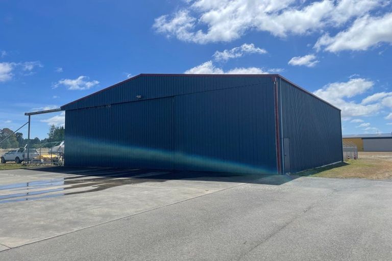 Photo of property in 25 Aviation Drive, Hobsonville, Auckland, 0616