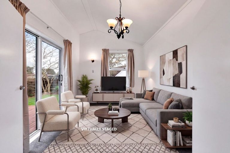 Photo of property in 7 Rennell Street, Frankleigh Park, New Plymouth, 4310