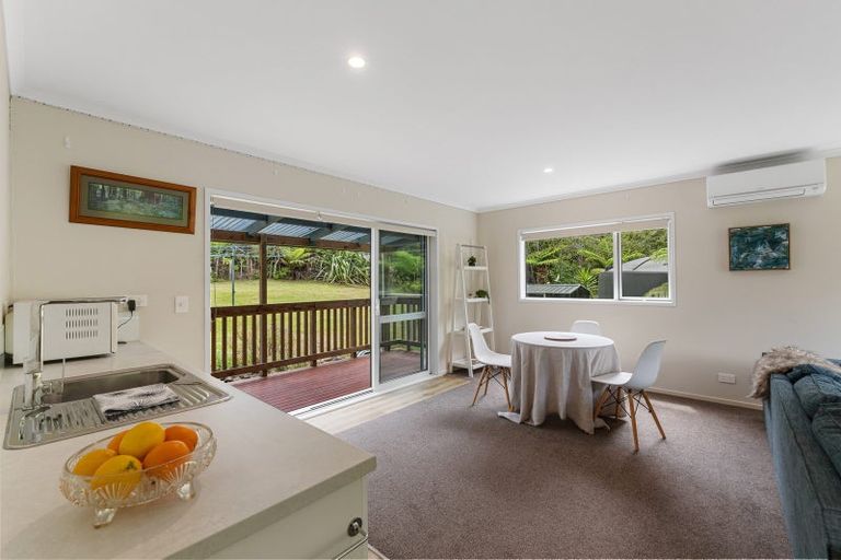 Photo of property in 18 Steam Hauler Track, Waitakere, Henderson, 0782