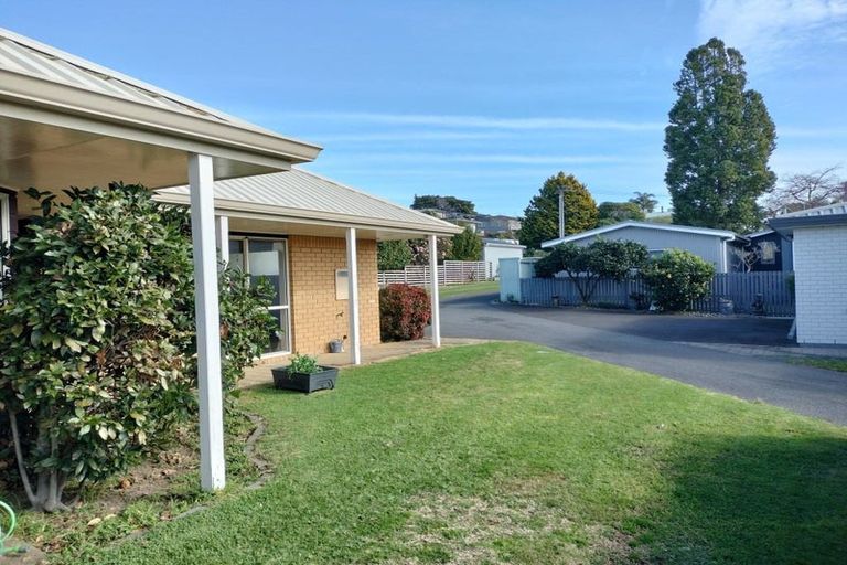 Photo of property in 54c Goods Road, Otumoetai, Tauranga, 3110