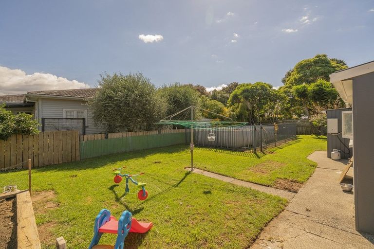 Photo of property in 11 White Street, Whitianga, 3510