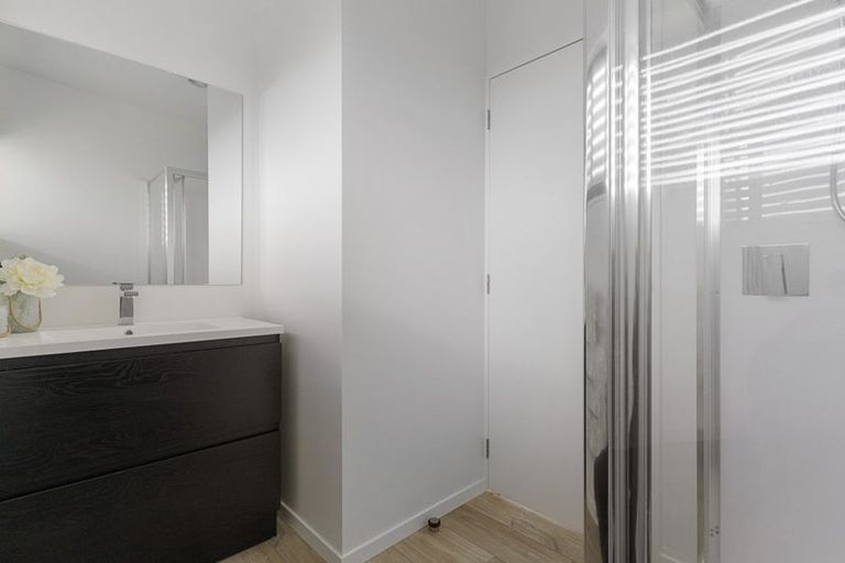 Photo of property in 14c Andrew Road, Howick, Auckland, 2010