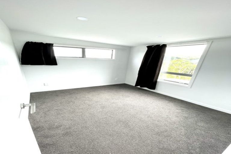 Photo of property in 5/30 Monowai Road, Johnsonville, Wellington, 6037