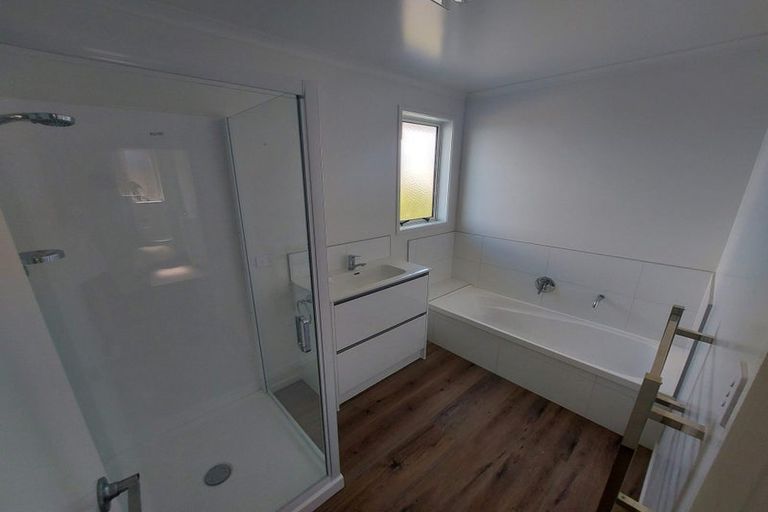 Photo of property in 3 Silver Fern Way, Woodhill, 0110