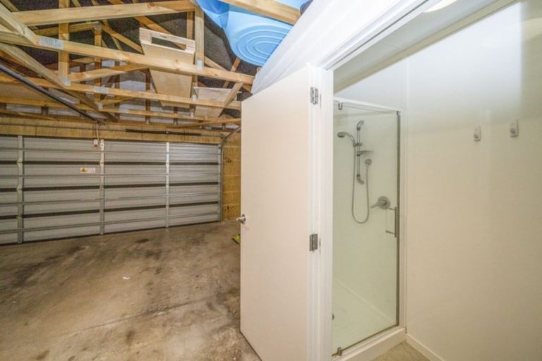 Photo of property in 4 Montague Grove, Stratford, 4332