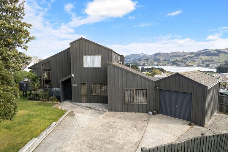 Photo of property in 1 Magnetic Street, Port Chalmers, 9023