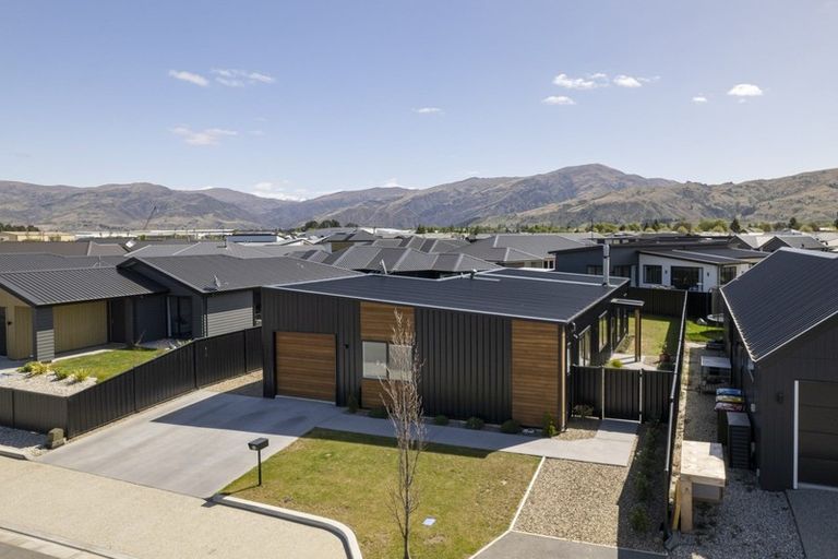 Photo of property in 10 Dawkins Street, Cromwell, 9310