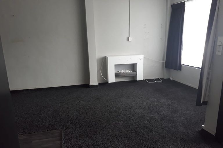 Photo of property in 66 Beauchamp Street, Tawa, Wellington, 5028