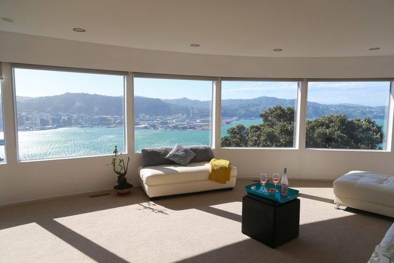 Photo of property in 8 Roseneath Terrace, Roseneath, Wellington, 6011