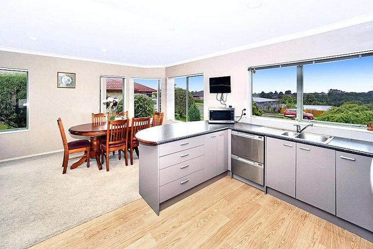 Photo of property in 50 Norm Freeman Drive, Te Puke, 3119
