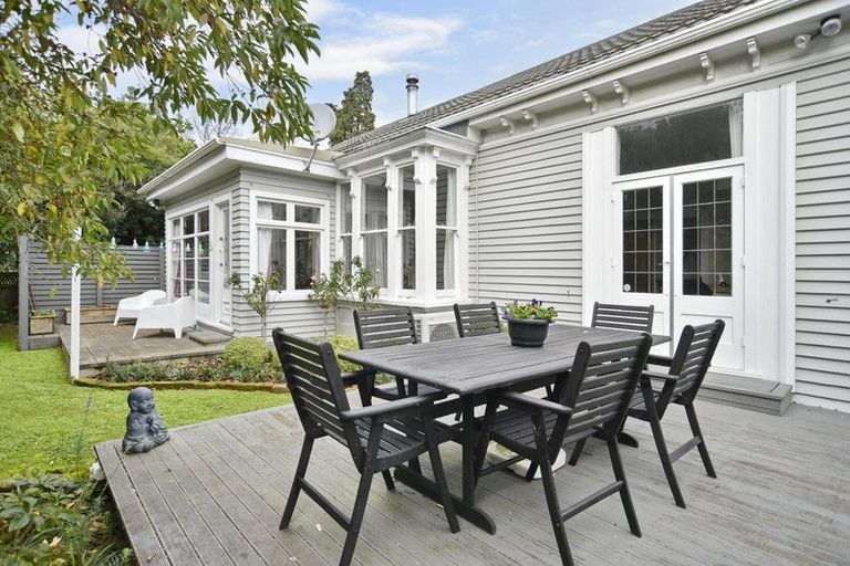 Photo of property in 11 Locarno Street, Opawa, Christchurch, 8023