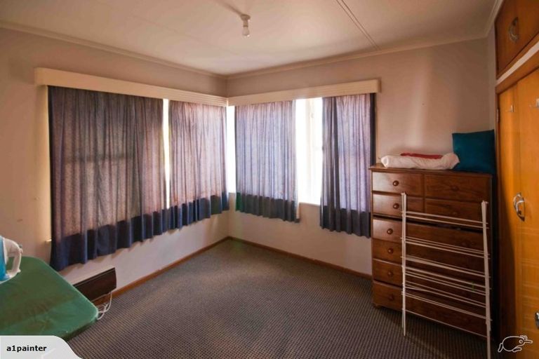 Photo of property in 30a Collier Avenue, Karori, Wellington, 6012