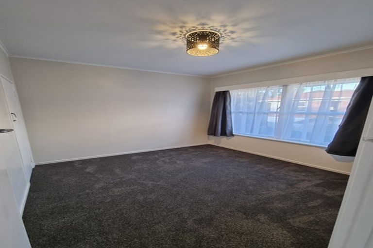 Photo of property in 1/27 Sydney Street, Hauraki, Auckland, 0622