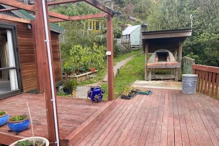 Photo of property in 52b Westhaven Drive, Tawa, Wellington, 5028