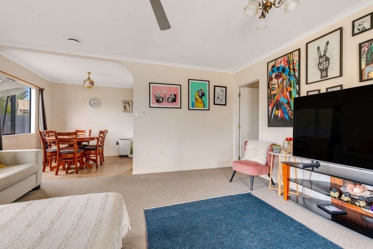 Photo of property in 9a Robinson Avenue, Holdens Bay, Rotorua, 3010