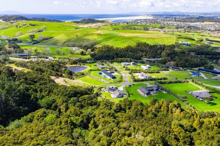 Photo of property in 18 Woodleigh Lane, Mangawhai, 0573