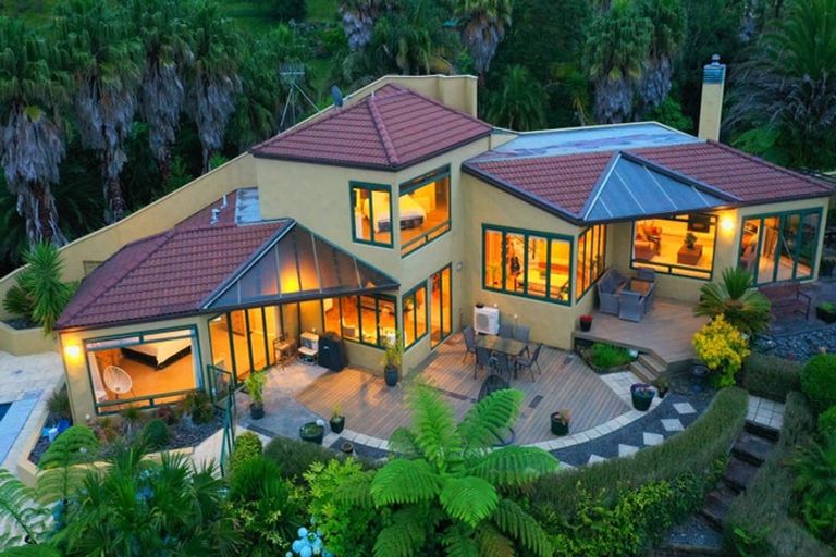 Photo of property in 23 Dawn View Place, Minden, Tauranga, 3176