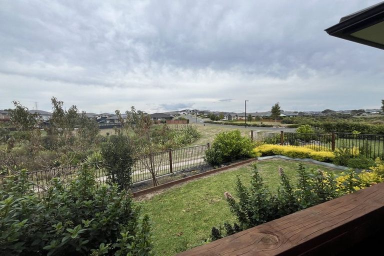 Photo of property in 90 Hillpark Drive, Pokeno, 2402