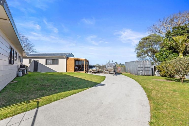 Photo of property in 18 Whenuariri Place, Maketu, Te Puke, 3189