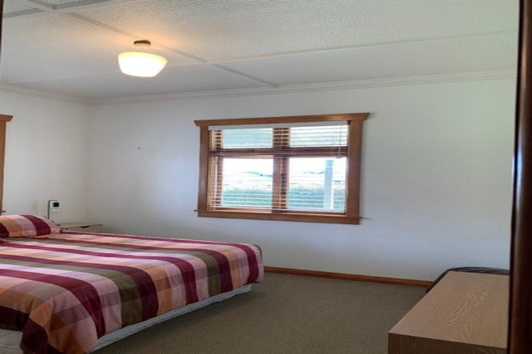 Photo of property in 58 Govett Avenue, Frankleigh Park, New Plymouth, 4310