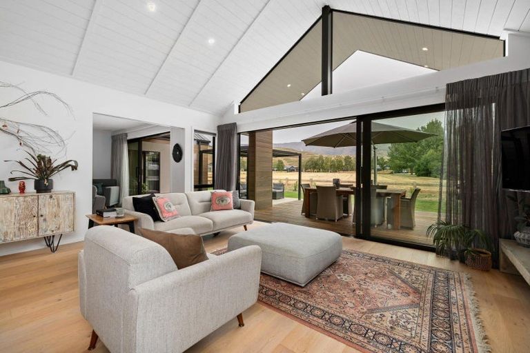 Photo of property in 5d Wakefield Lane, Mount Pisa, Cromwell, 9383