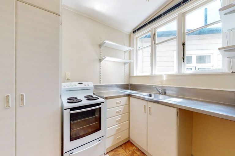 Photo of property in 218 Rintoul Street, Berhampore, Wellington, 6023