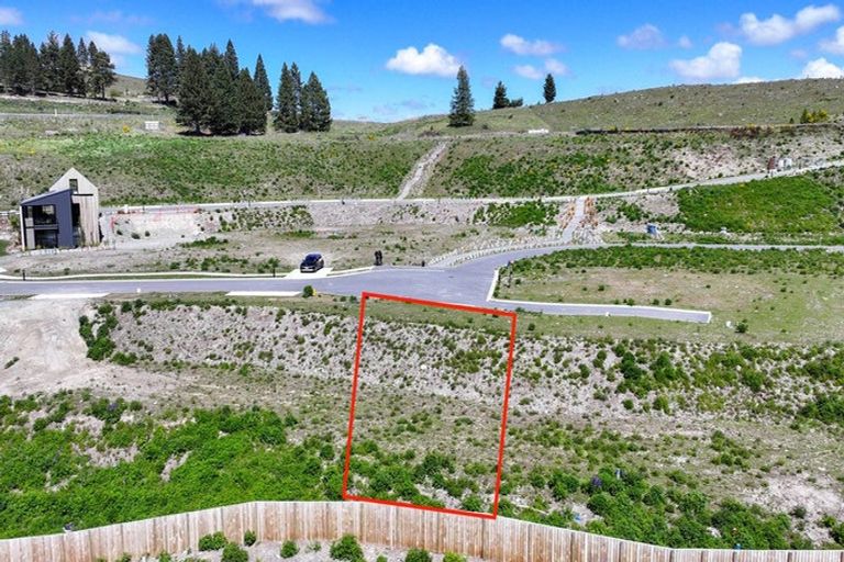 Photo of property in 12 Petes Place, Lake Tekapo, 7999