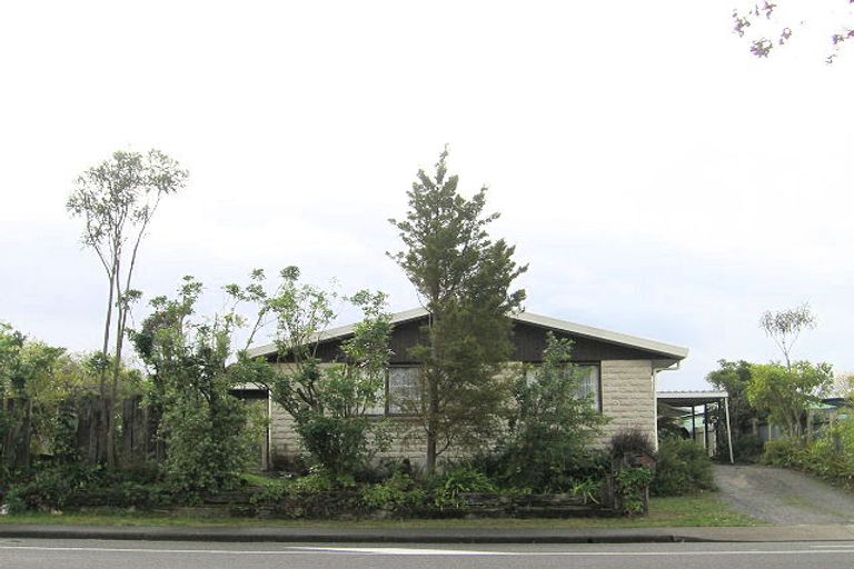 Photo of property in 208 Flaxmere Avenue, Flaxmere, Hastings, 4120