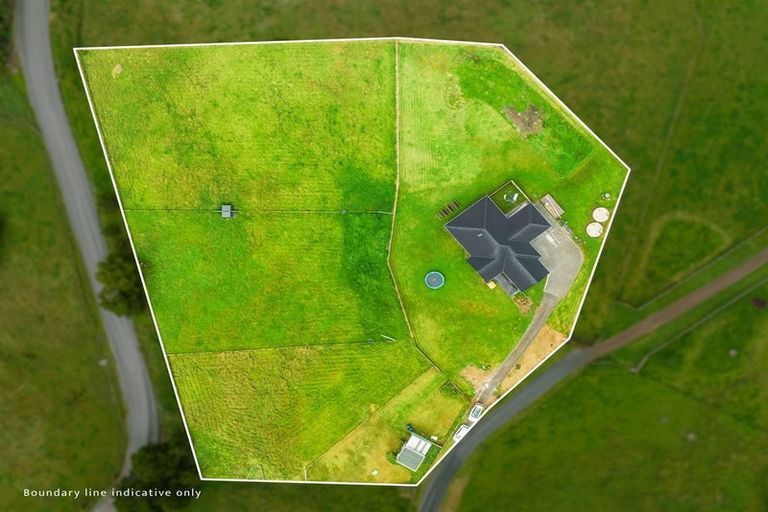 Photo of property in 183a Gumtown Road, Te Kamo, Kamo, 0185