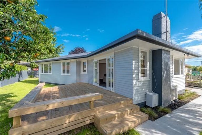 Photo of property in 23 Panair Crescent, Hillcrest, Hamilton, 3216