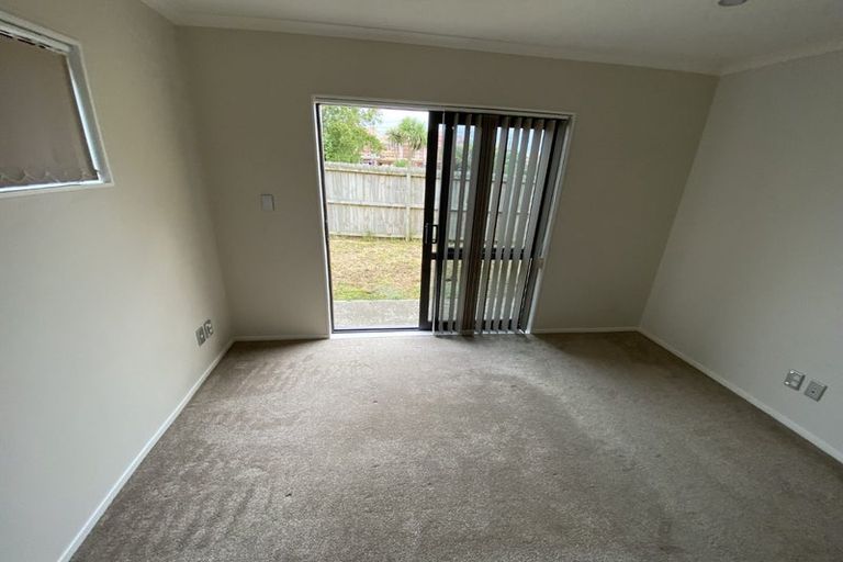 Photo of property in 1 Deepak Lane, Papatoetoe, Auckland, 2025